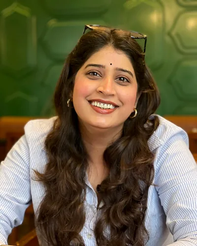 आयुषी तिवारी, तस्वीर 2