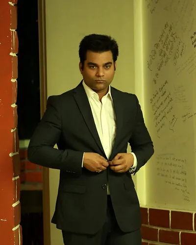 Yogesh Chaitanya, photo 2