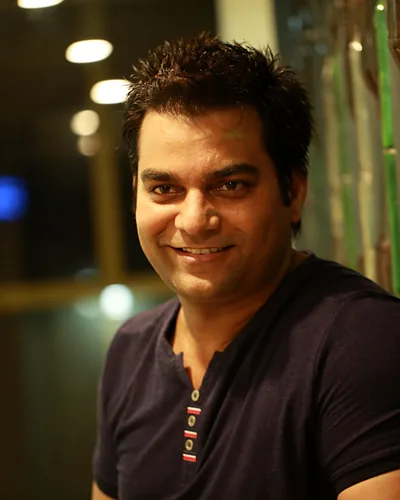 Yogesh Chaitanya, photo 3