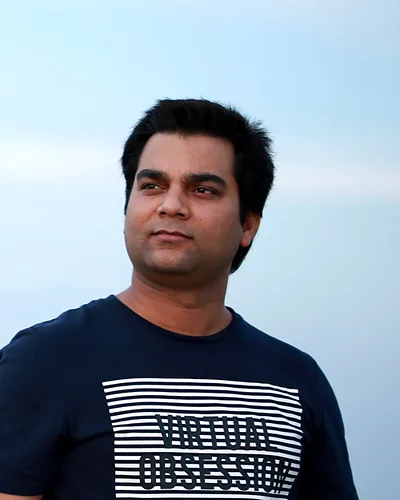 Yogesh Chaitanya, photo 4